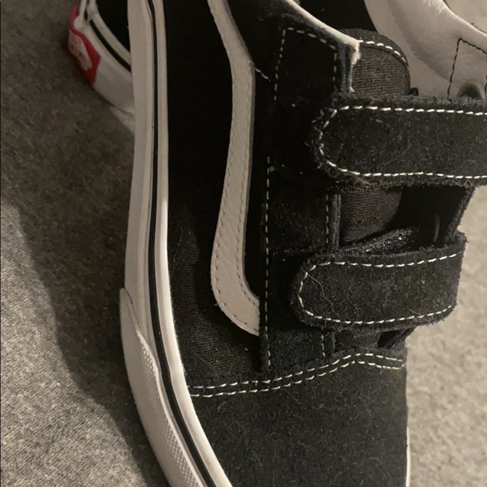 Children’s vans size 2.5